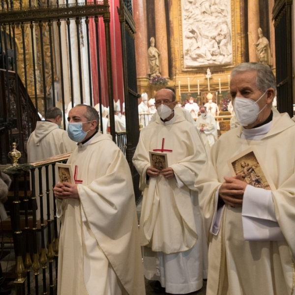 Ordenación y toma de posesión de don Fernando