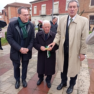 Villanueva del Campo reconoce a don Abelardo Febrero con la Medalla al Mérito Ciudadano