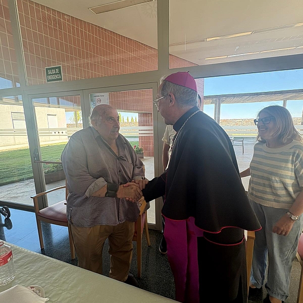 Fernando Valera culmina en Alba cinco días de visita pastoral, escucha y esperanza