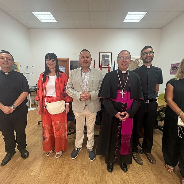 Fernando Valera culmina en Alba cinco días de visita pastoral, escucha y esperanza