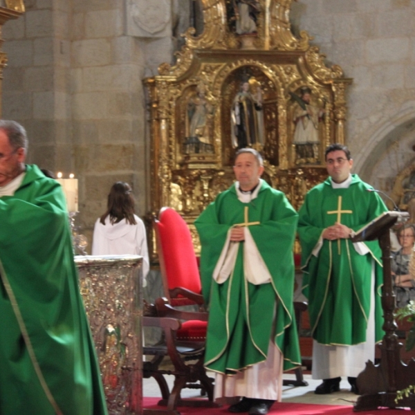 Toma de posesión de los nuevos sacerdotes en S. Ildefonso