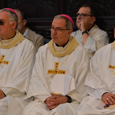 El obispo asiste a la toma de posesión de Gil Tamayo como arzobispo coadjutor de Granada