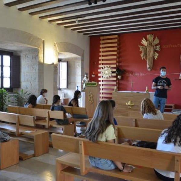 La Cruz de los jóvenes y el icono de María, en Zamora
