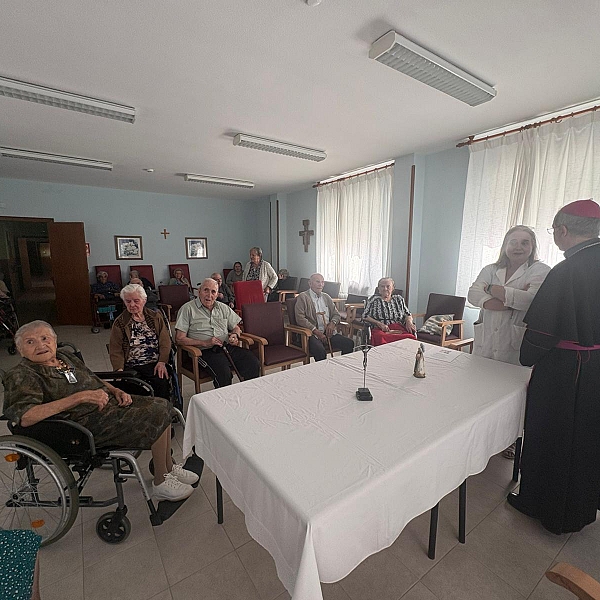 Fernando Valera culmina en Alba cinco días de visita pastoral, escucha y esperanza