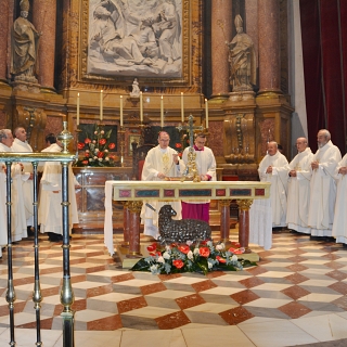 Un Corpus que dejó pequeña la Catedral