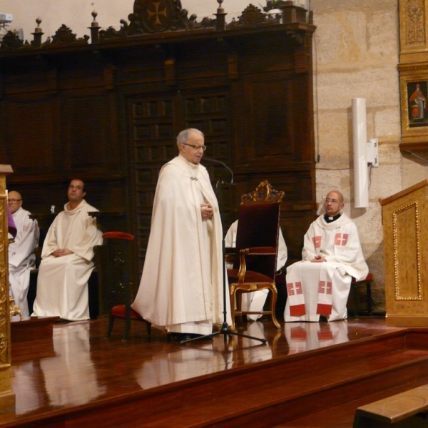 El obispo preside la vigilia de la Inmaculada en la iglesia de San Torcuato