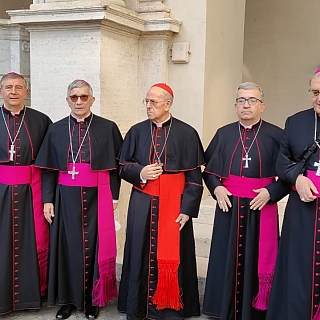 Monseñor Valera finaliza su estancia en Roma