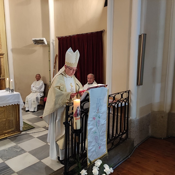 Eucaristía de despedida de las hermanas clarisas del Convento de Santa Marina