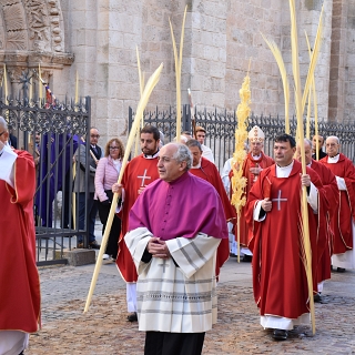 El obispo, Fernando Valera llama a Zamora a entrar en la Semana Santa con esperanza y caridad