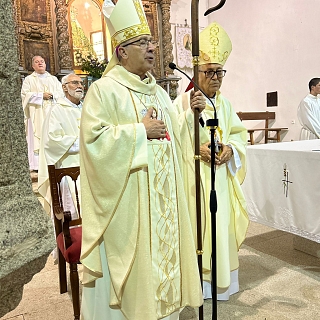 Sayago arropa al obispo en el inicio de la visita pastoral