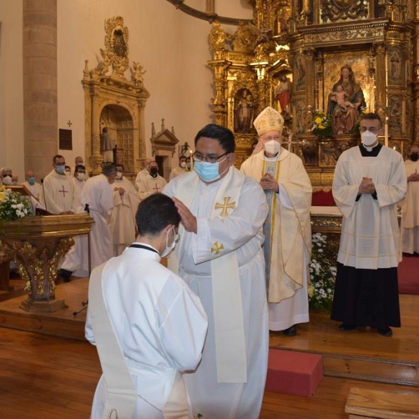 Ordenación Sacerdotal de Agustín Crespo Casado