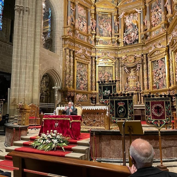 El obispo, pregonero de la Semana Santa de Astorga