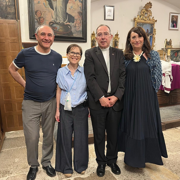 Treinta y tres adultos reciben el don del Espíritu en Pentecostés