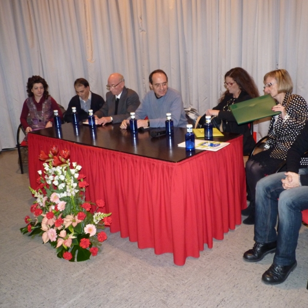 25 aniversario de Proyecto Hombre. Mesa redonda 