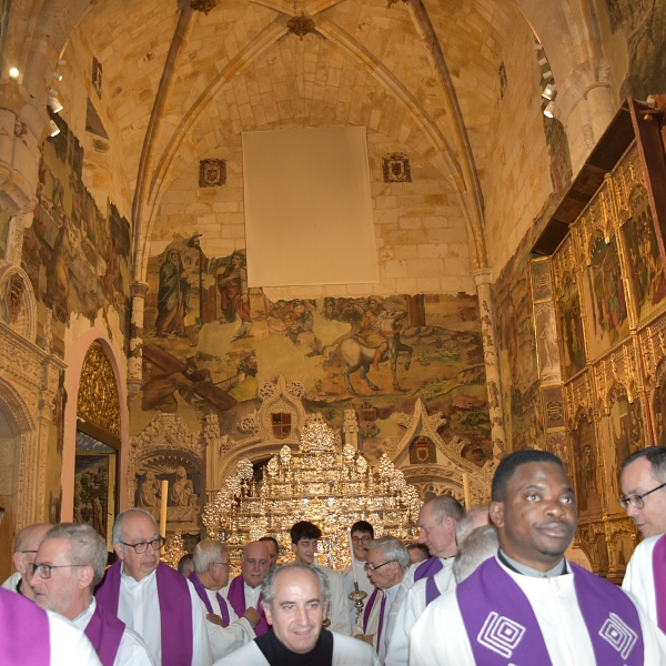 Zamora se despide de Uriarte con la celebración de la misa en la catedral