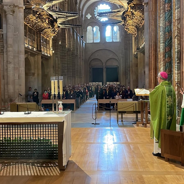 Medio millar de zamoranos en Santiago acompañando a la Virgen de la Concha