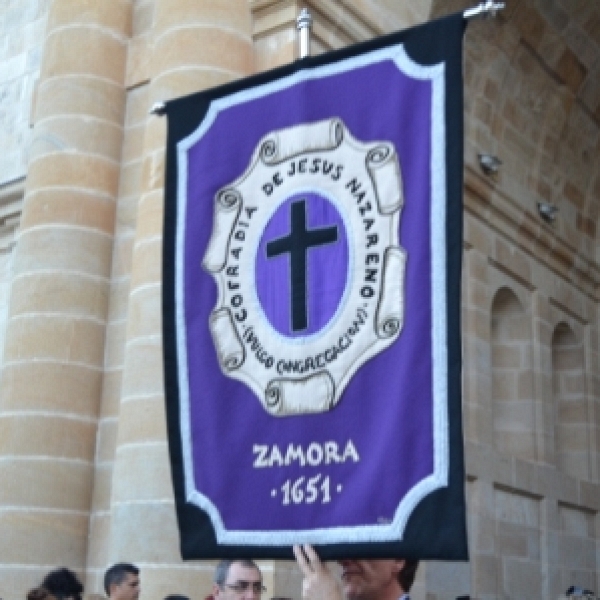 Procesión de Nuestra Madre coronada