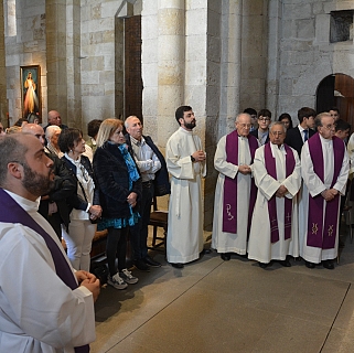 Enrique Alonso y Víctor Jambrina celebran el rito de admisión a las sagradas órdenes