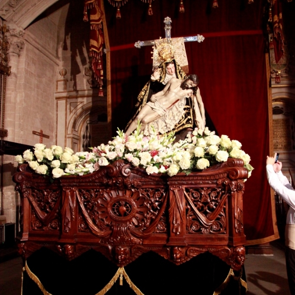 Procesión de Nuestra Madre coronada