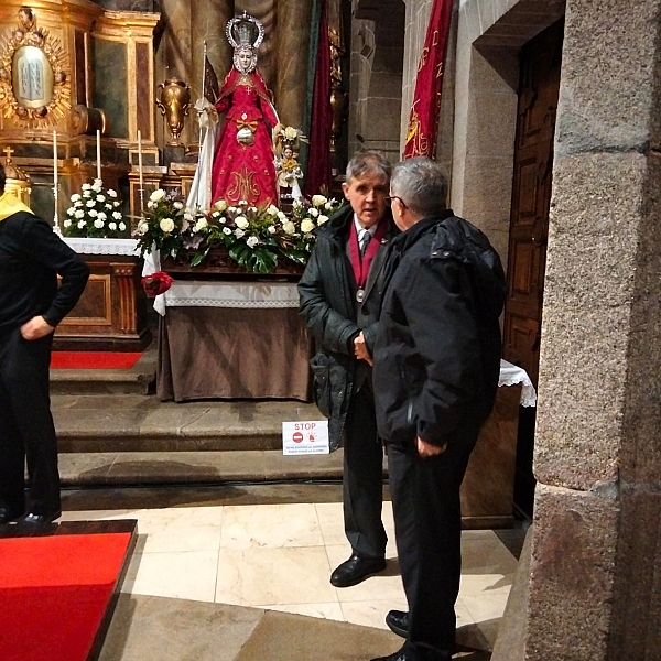 Medio millar de zamoranos en Santiago acompañando a la Virgen de la Concha