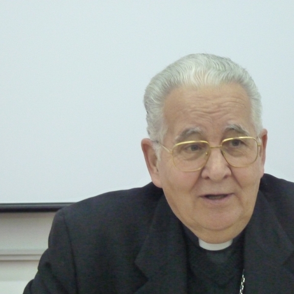 Charla de D. Julián López: “La liturgia como fuente de vida espiritual en la vida de los sacerdotes”