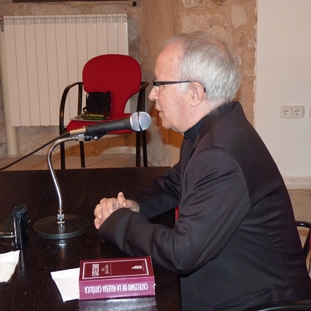 Conferencia de Gregorio Martínez