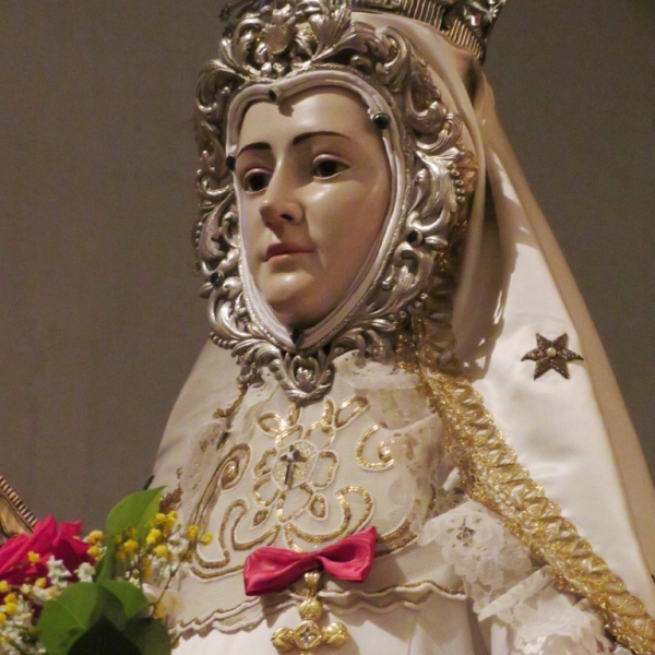 Salida de la Virgen de la Concha (Romería La Hiniesta)