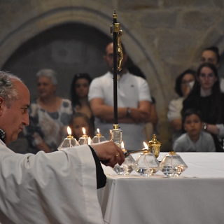 Treinta y tres adultos reciben el don del Espíritu en Pentecostés