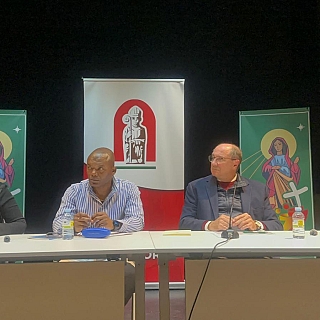 Apertura de las I Jornadas “De la poesía a la esperanza”