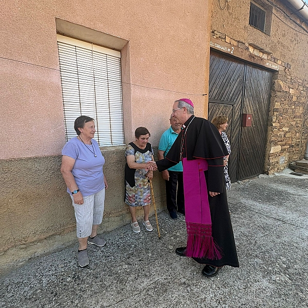 Fernando Valera culmina en Alba cinco días de visita pastoral, escucha y esperanza