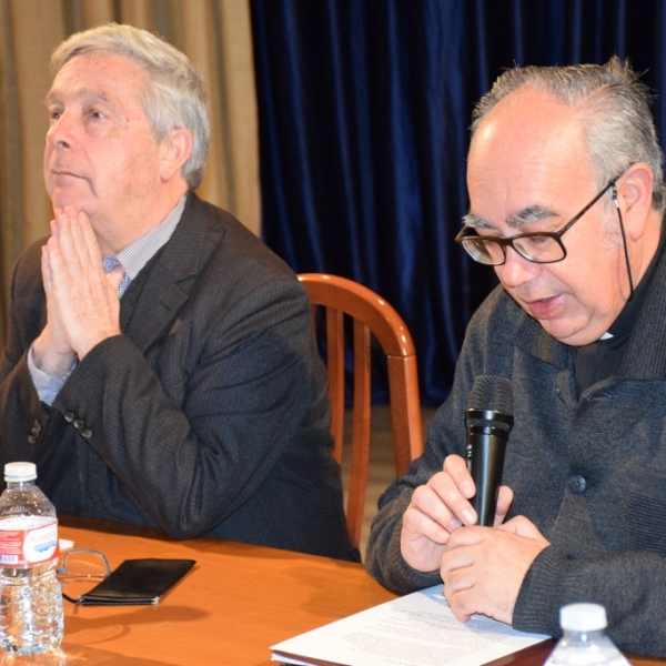 Conferencia de Eloy Bueno de la Fuente