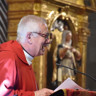 Treinta y tres adultos reciben el don del Espíritu en Pentecostés