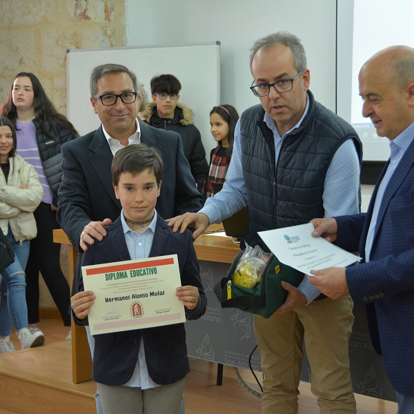 Entrega de premios de la delegación diocesana de enseñanza.