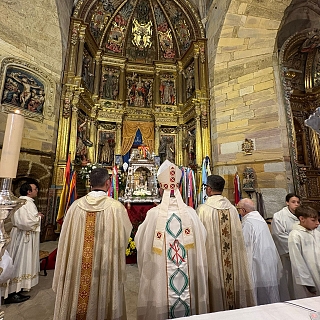 Benavente celebra la Veguilla con una llamada a ser bálsamo y esperanza
