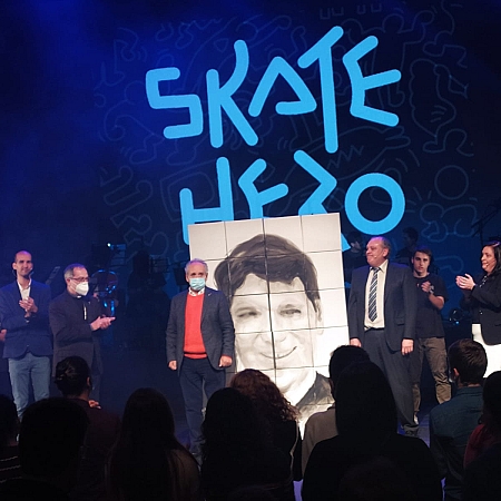 Skate Hero llena el Teatro Ramos Carrión