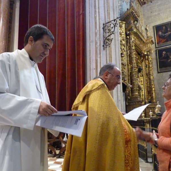 Entrega de la missio y jubileo de catequistas y profesores de Religión