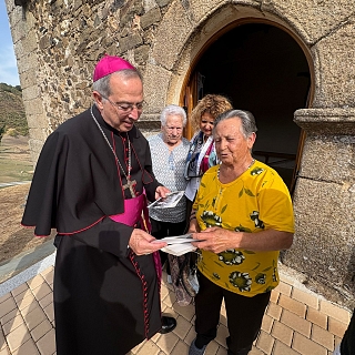 Fernando Valera culmina en Alba cinco días de visita pastoral, escucha y esperanza
