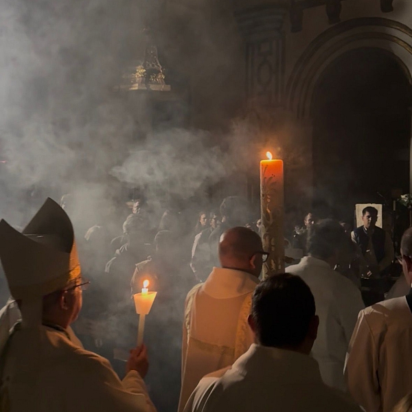 La Iglesia de Zamora culmina el Triduo Pascual con la alegría de la Resurrección