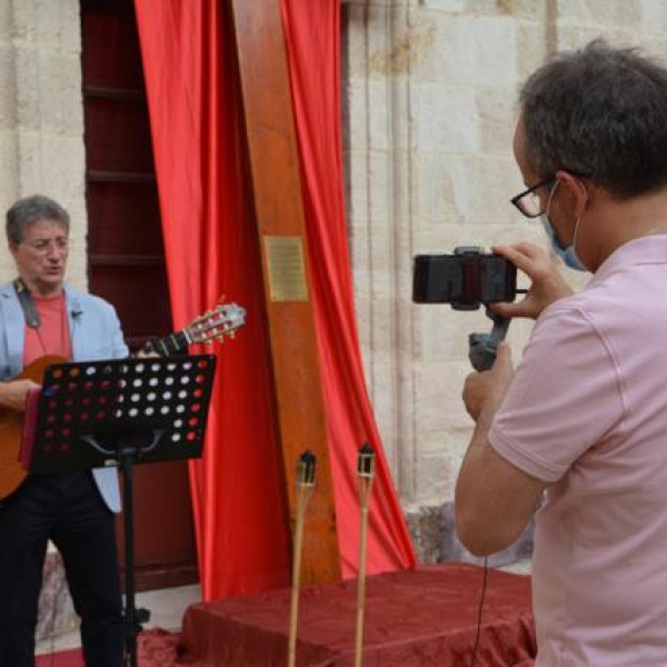 La Cruz de los jóvenes y el icono de María, en Zamora