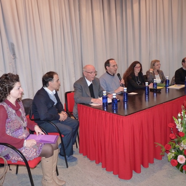 25 aniversario de Proyecto Hombre. Mesa redonda 