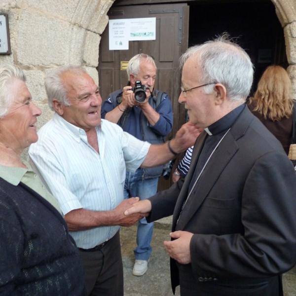 Visita pastoral a Aliste-Alba