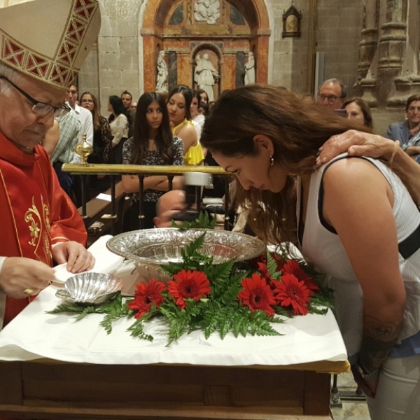 Vigilia de Pentecostés y confirmaciones de adultos