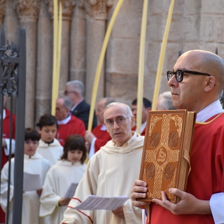 El obispo, Fernando Valera llama a Zamora a entrar en la Semana Santa con esperanza y caridad