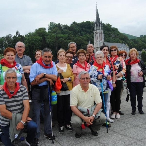 Lourdes nos invita a la misericordia