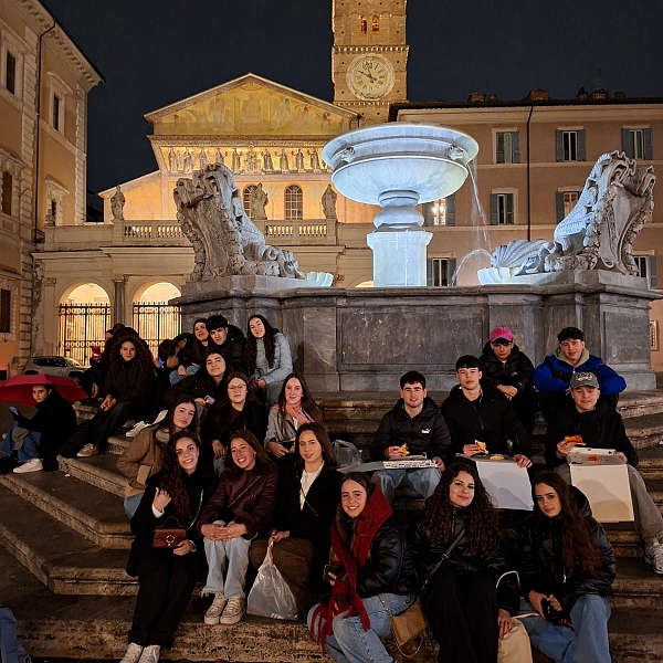 Cerca de cien alumnos de Religión de Zamora participan en un viaje formativo a Roma