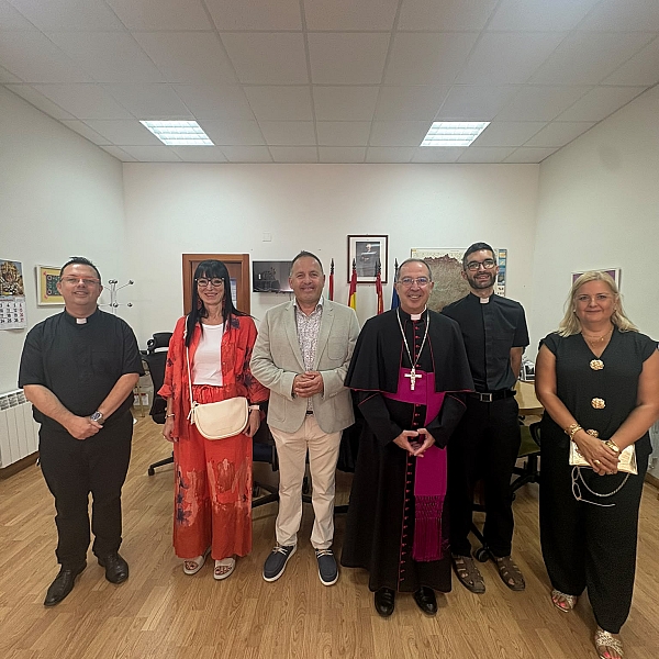 Fernando Valera culmina en Alba cinco días de visita pastoral, escucha y esperanza